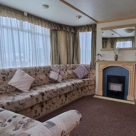 The Ole Faithful Caravan Apartment Jaywick Sands ภายนอก รูปภาพ